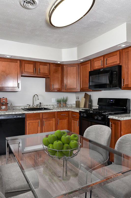 Life at Winston Square image 5